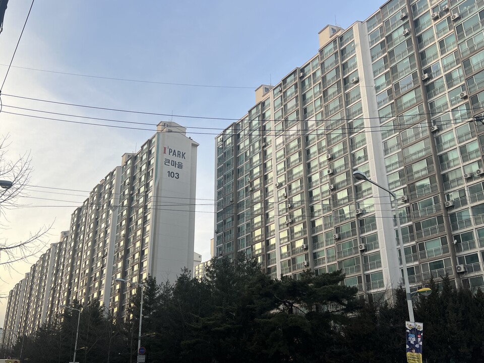'탄현 큰마을아파트' 단지 전경. 사진=김상원 기자